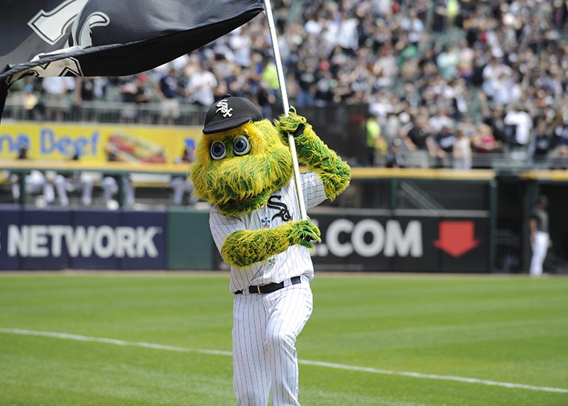 Chicago Today' plays ball with White Sox mascot Southpaw – NBC Chicago